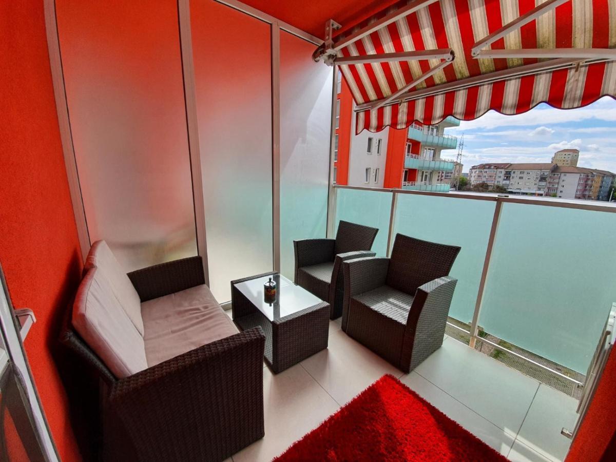 Royal Central Apartament Appartement Oradea Buitenkant foto