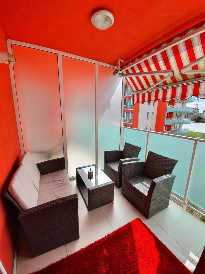 Royal Central Apartament Appartement Oradea Buitenkant foto